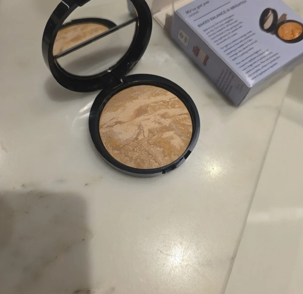 Laura Geller Color Correcting Foundation Compact — Copper Gold Finish